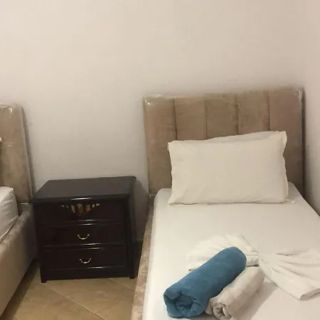 Adora Place Ohhana Apartman *
